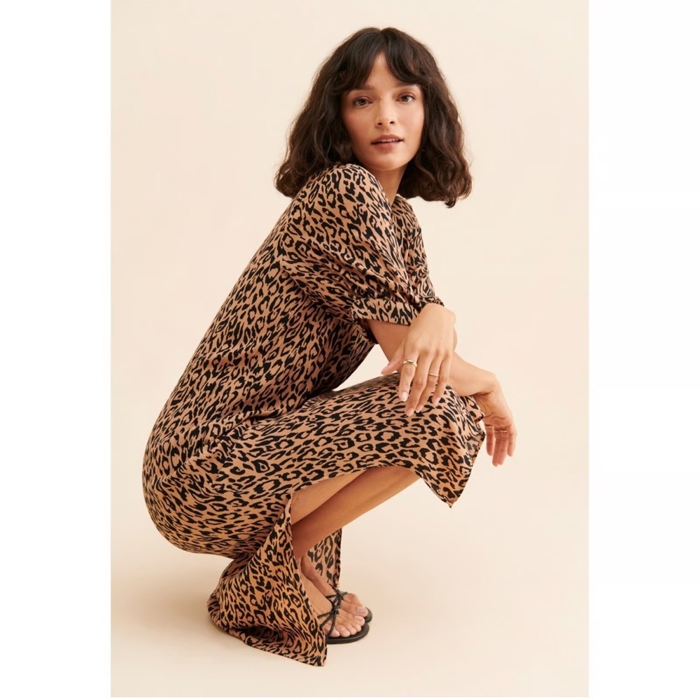 Anthropologie Oversized fit XS Mackenzie Leopard Print Midi Dress
